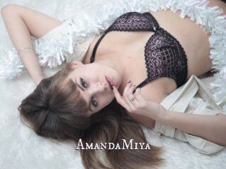 AmandaMiya