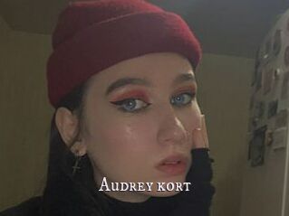 Audrey_kort