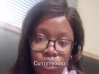 Cutieyboobz