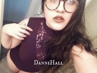 Danni_Hall
