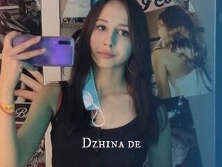 Dzhina_de