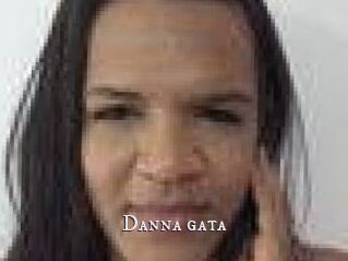 Danna_gata