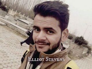 Elliot_Stevens
