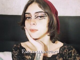 Emilymilkandhot