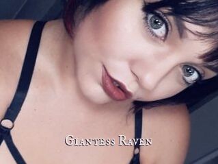 Giantess_Raven