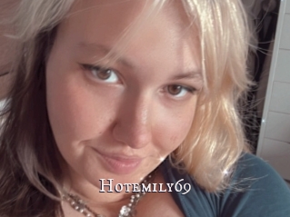 Hotemily69