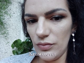 Kissmelove1