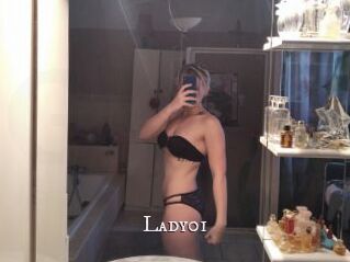 Lady01