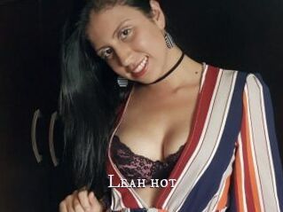Leah_hot