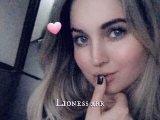 Lioness_arr
