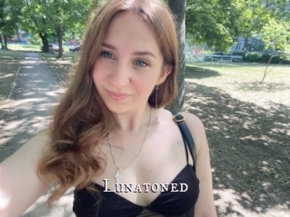 Lunatoned