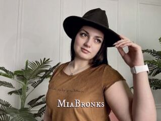 MiaBronks