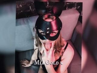 Mia_Gold_x