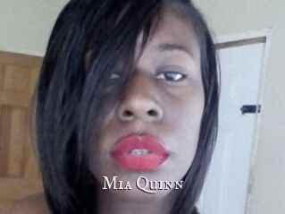 Mia_Quinn