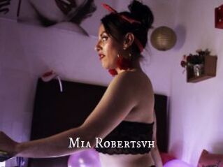 Mia_Robertsvh