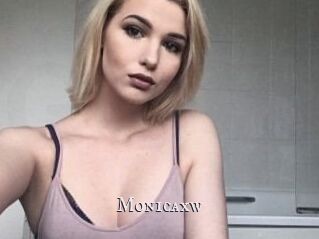 Monicaxw