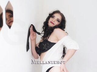 Mellaniehot