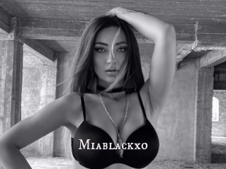 Miablackxo