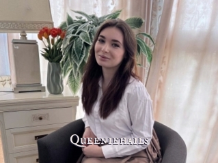 Queeniehails
