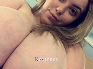 Roxieeee