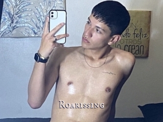 Roarissing