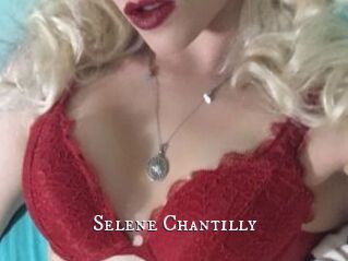 Selene_Chantilly