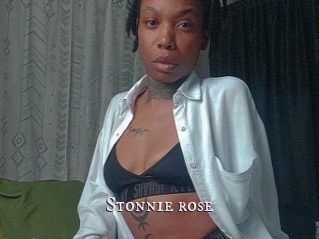 Stonnie_rose