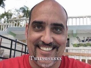 Twiinonexxx