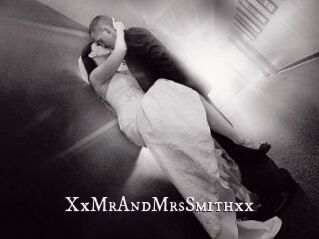 XxMrAndMrsSmithxx