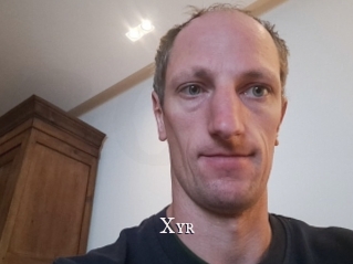 Xyr